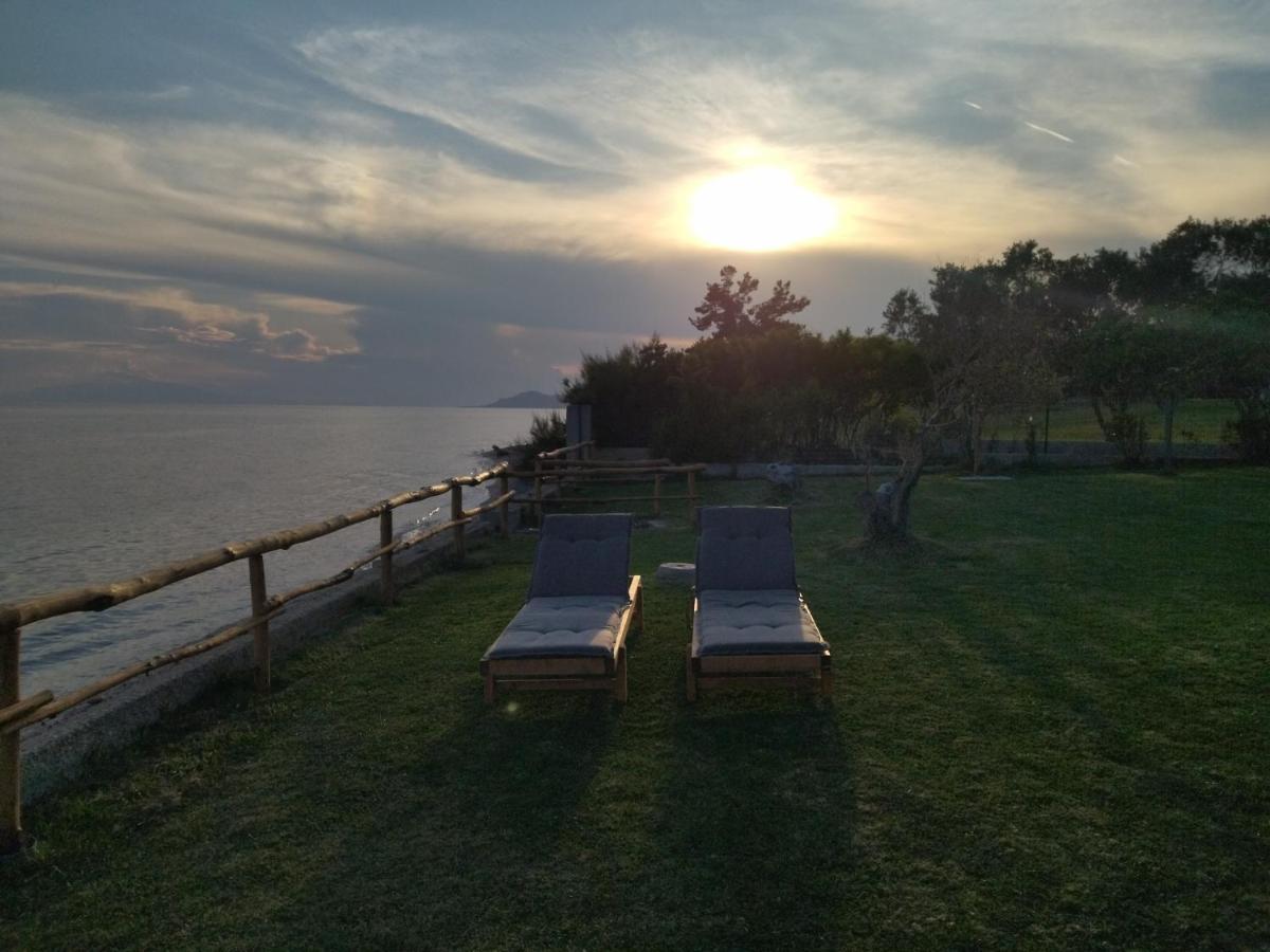 Seaside House Villa Nea Skioni Eksteriør billede